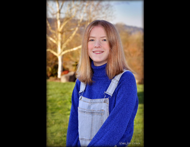 Laura_Henion_57